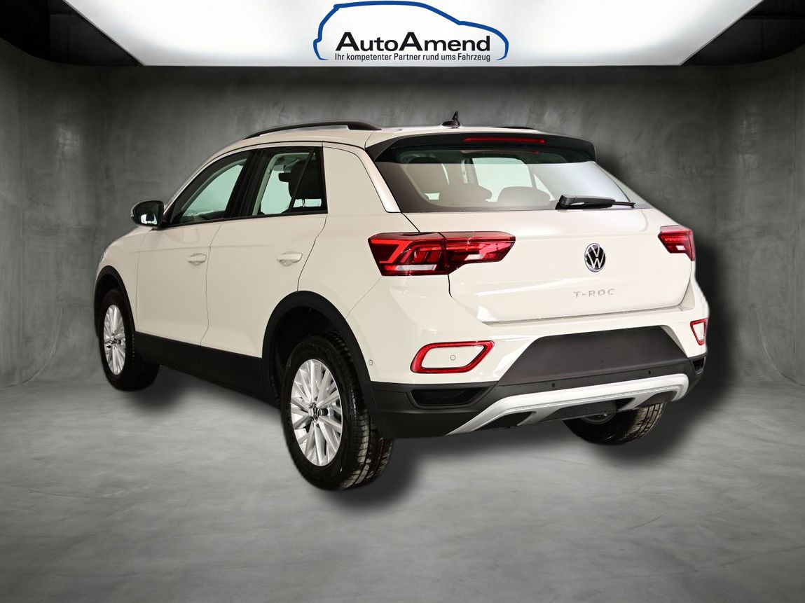 Fahrzeugabbildung Volkswagen T-Roc Life 1.0 TSI 6-Gang Schaltgetriebe