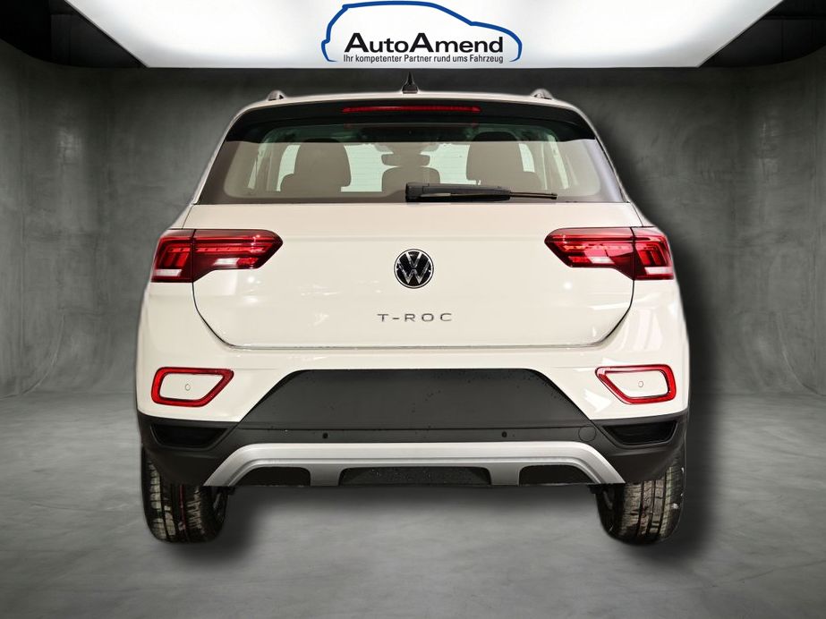 Fahrzeugabbildung Volkswagen T-Roc Life 1.0 TSI 6-Gang Schaltgetriebe