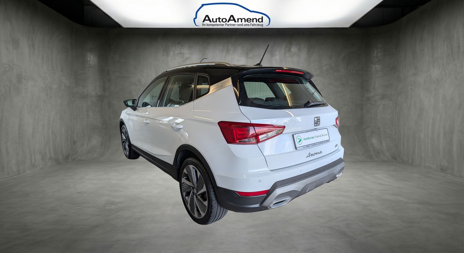 Fahrzeugabbildung SEAT Arona 1.5 TSI FR DSG AHK NAV PLA LED SHZ Full Link VLB