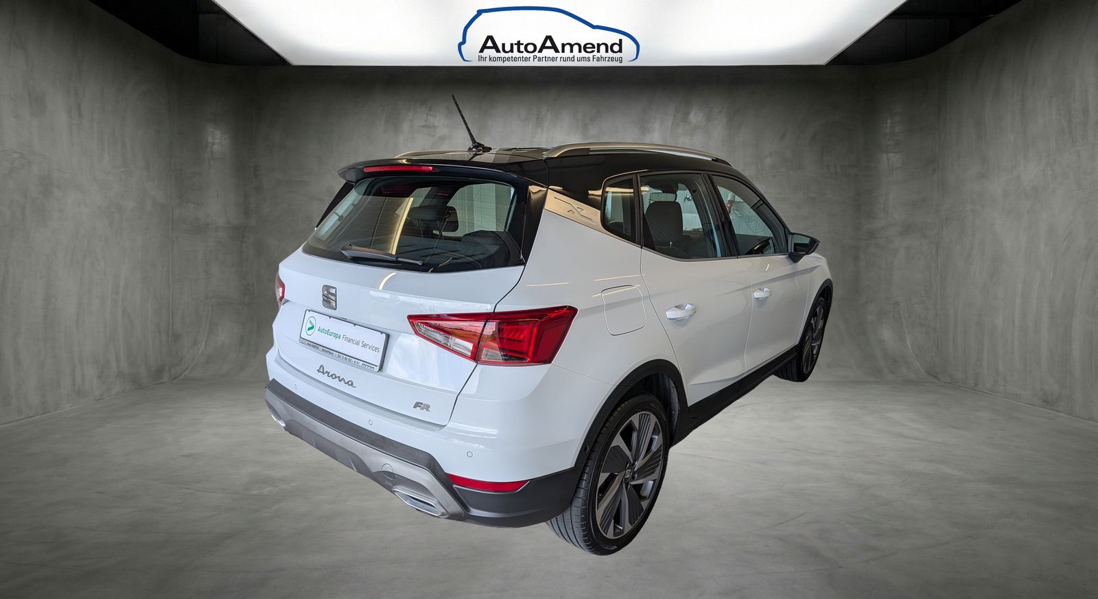 Fahrzeugabbildung SEAT Arona 1.5 TSI FR DSG AHK NAV PLA LED SHZ Full Link VLB