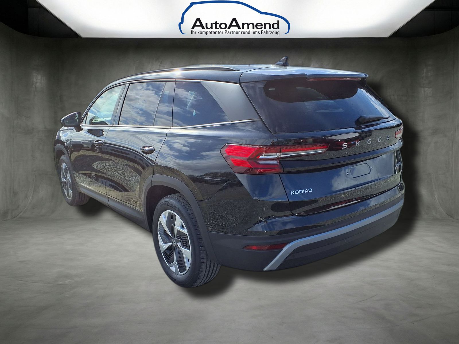 Fahrzeugabbildung SKODA Kodiaq Selection 1.5 TSI mHEV 7-Gang DSG Automatik