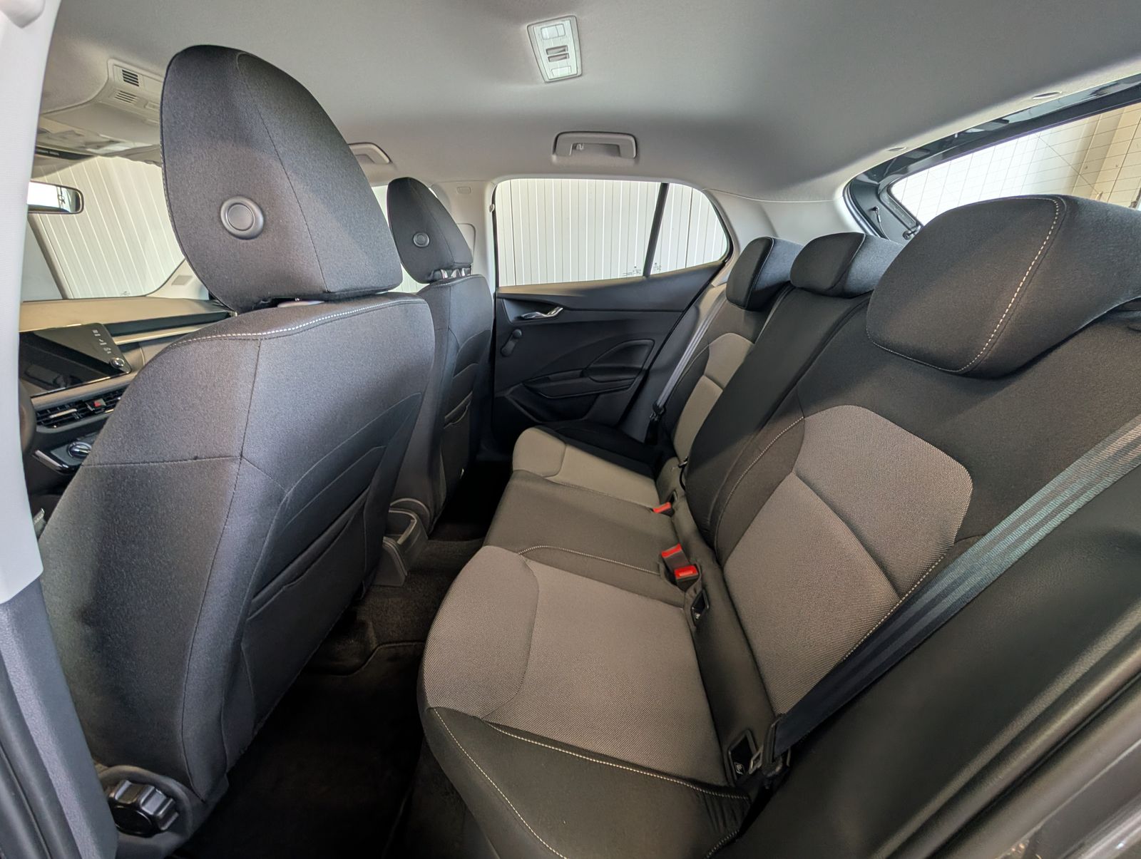 Fahrzeugabbildung SKODA Fabia Fabia 1.0 TSI Selection DSG LED Smart PDC SHZ VC