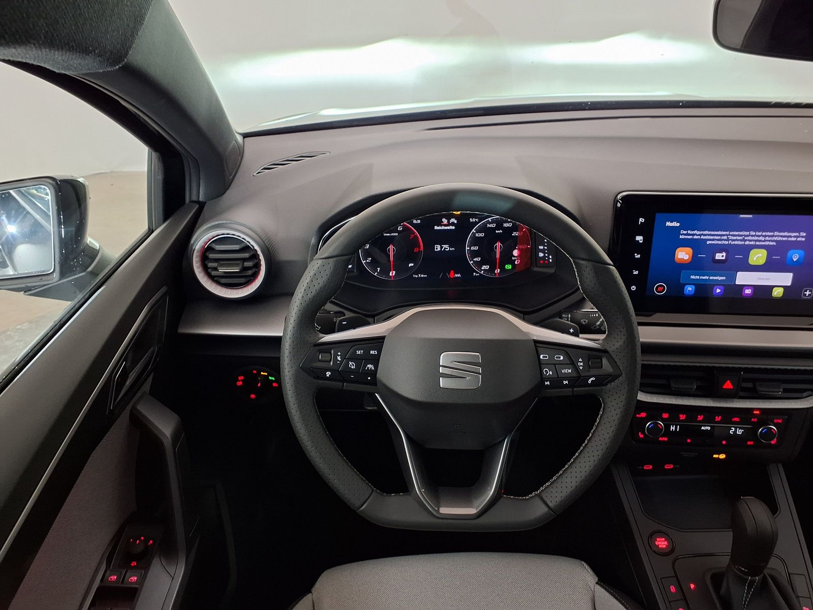 Fahrzeugabbildung SEAT Ibiza FR 1.5 TSI 7-Gang-DSG Automatik