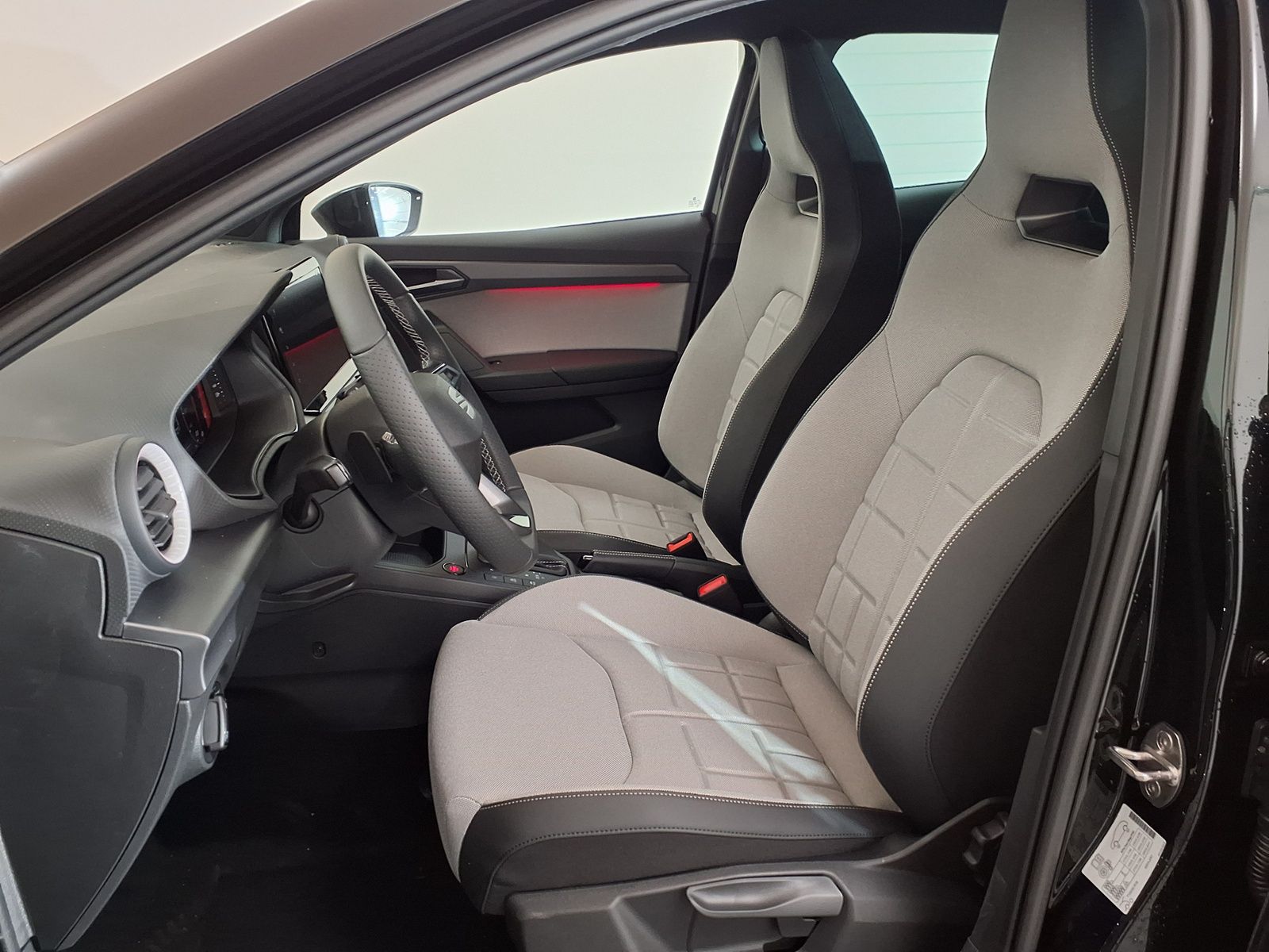 Fahrzeugabbildung SEAT Ibiza FR 1.5 TSI 7-Gang-DSG Automatik