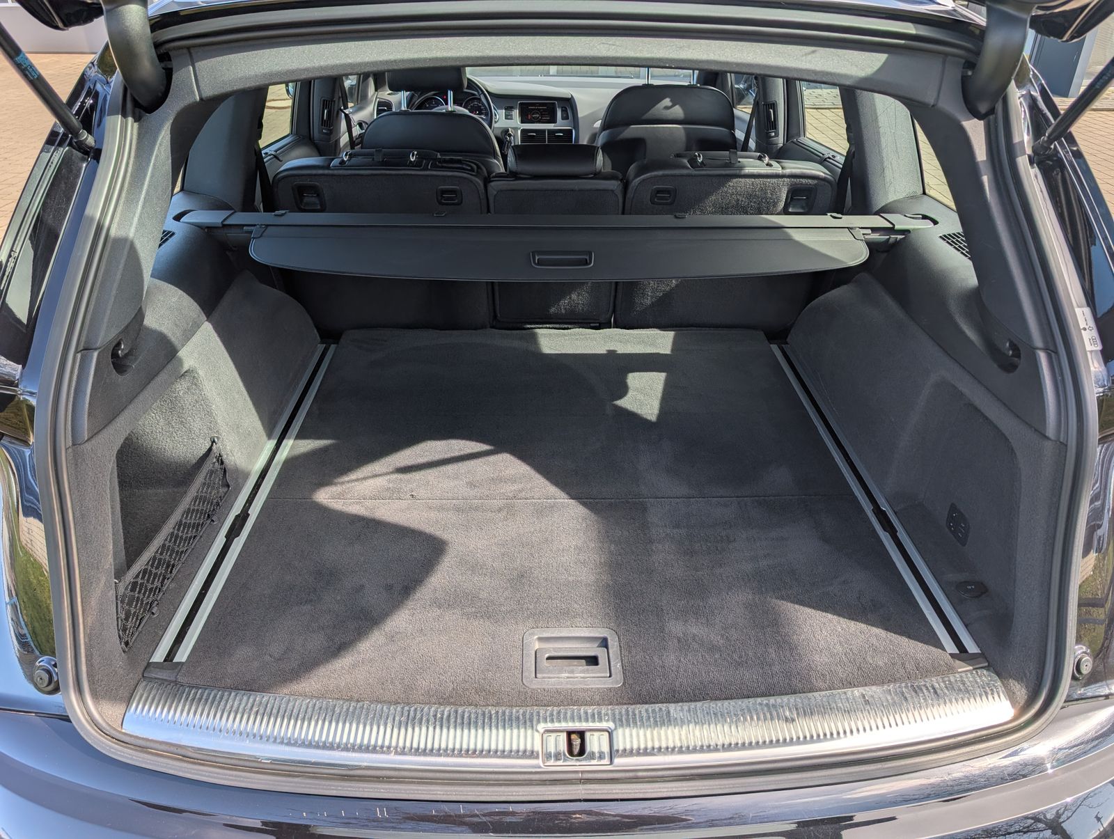 Fahrzeugabbildung Audi Q7 Q7 4.2 TDI DPF quattro AHK STH BOSE XENON NAV