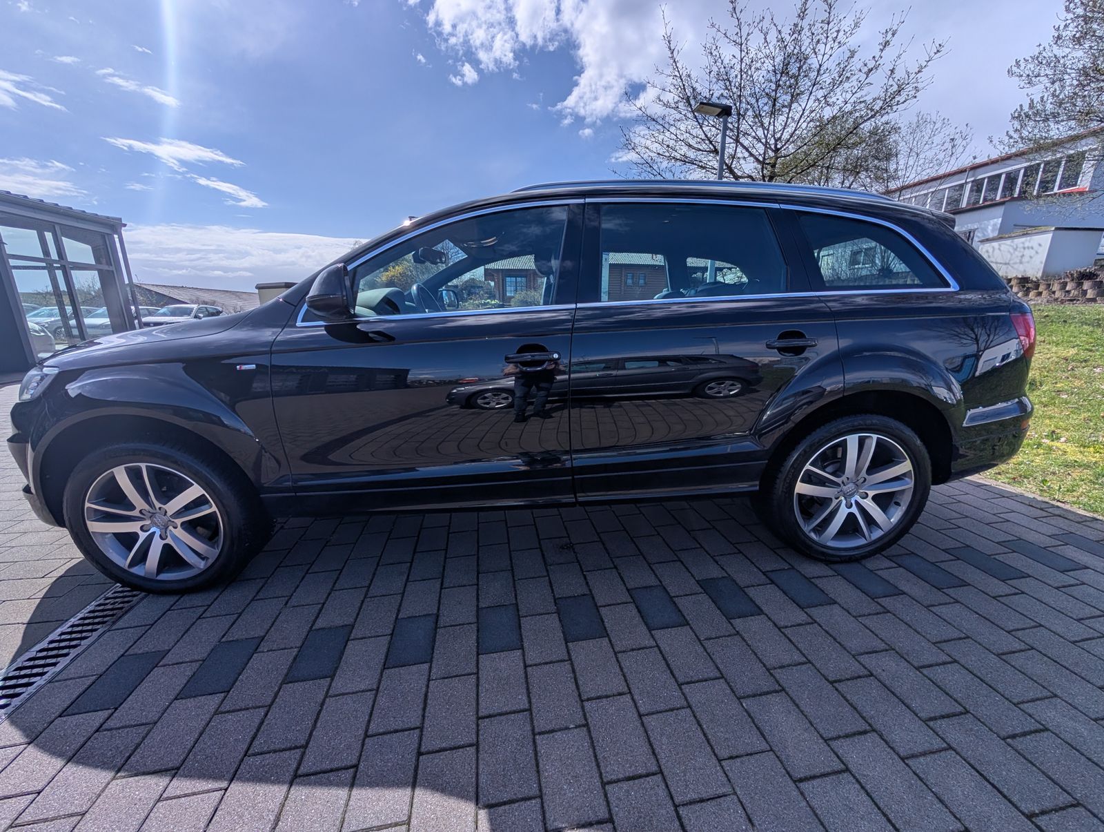 Fahrzeugabbildung Audi Q7 Q7 4.2 TDI DPF quattro AHK STH BOSE XENON NAV