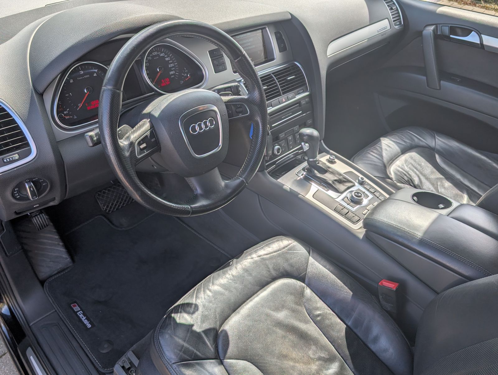 Fahrzeugabbildung Audi Q7 Q7 4.2 TDI DPF quattro AHK STH BOSE XENON NAV