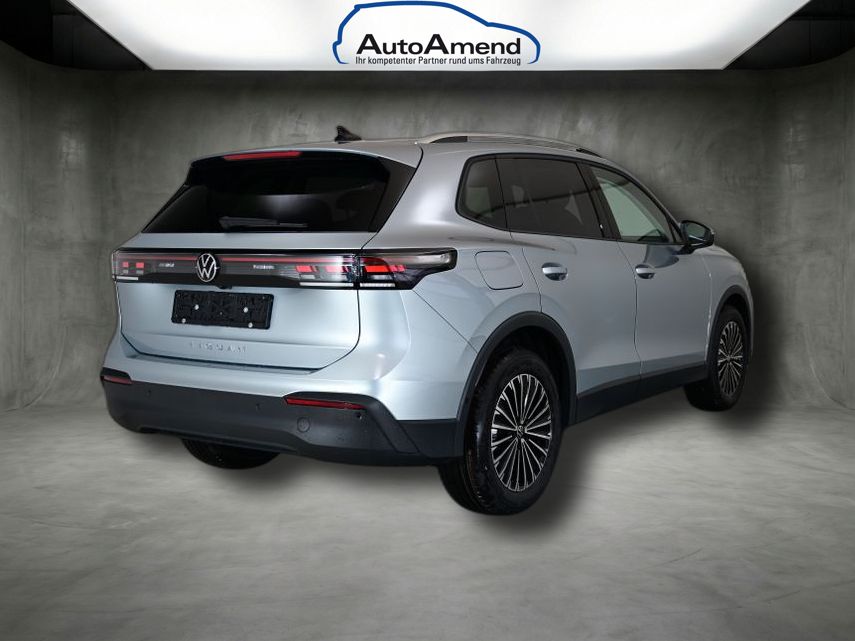 Fahrzeugabbildung Volkswagen Tiguan Life Plus 2.0 TDI 7-Gang-DSG Automatik