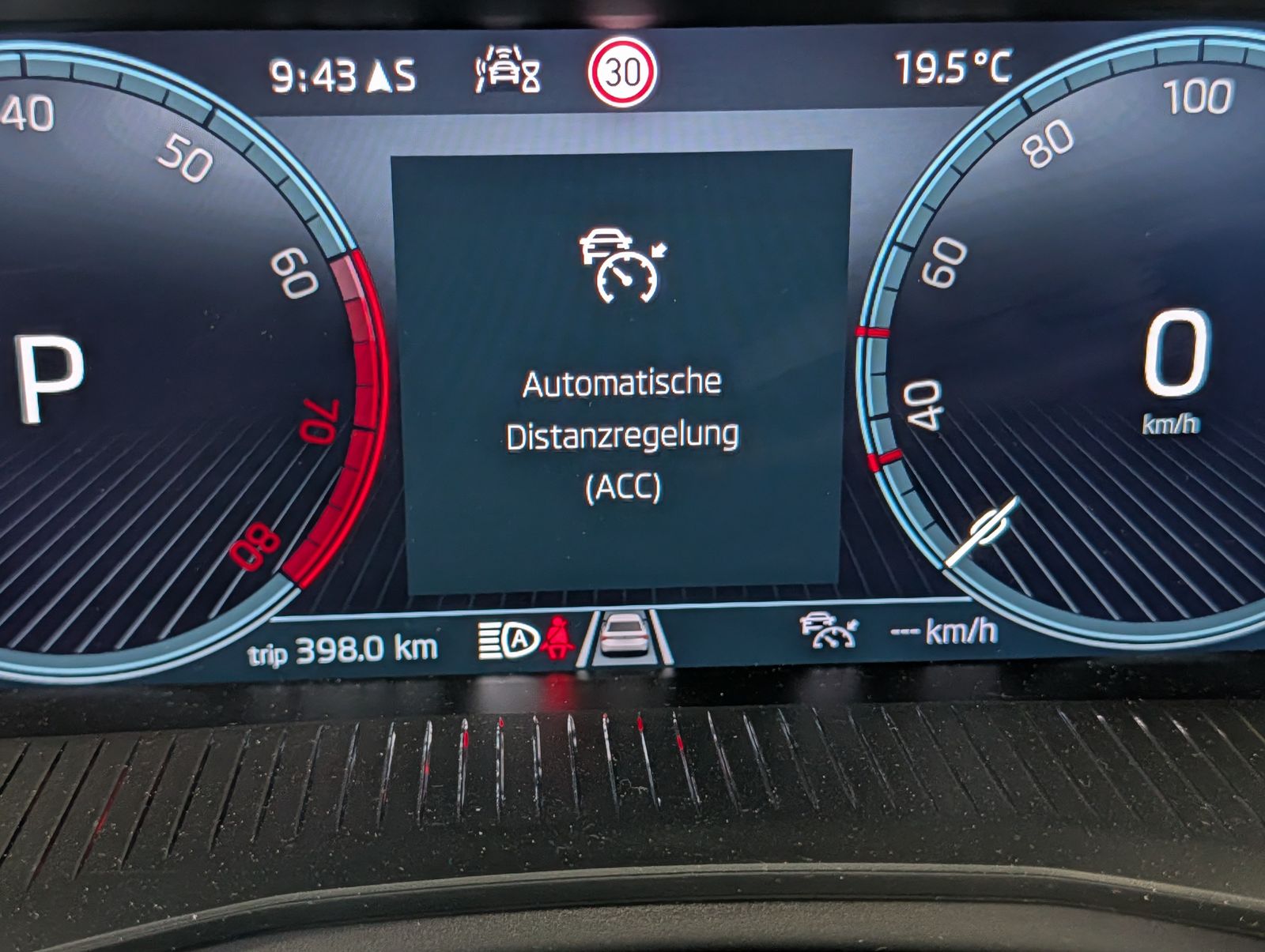 Fahrzeugabbildung SKODA Scala 1.5 TSI Style DSG ACC PDC WSL VLB LED FSB