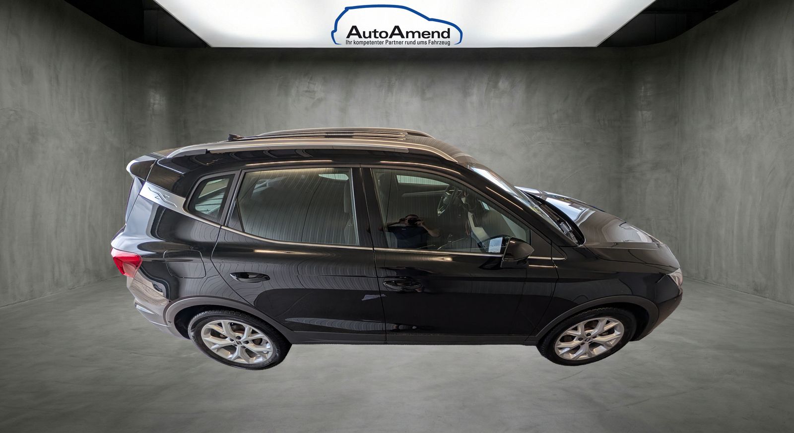 Fahrzeugabbildung SEAT Arona 1.0 TSI FR NAV RFK LED ACC FLA SHZ DLB GJR PARK