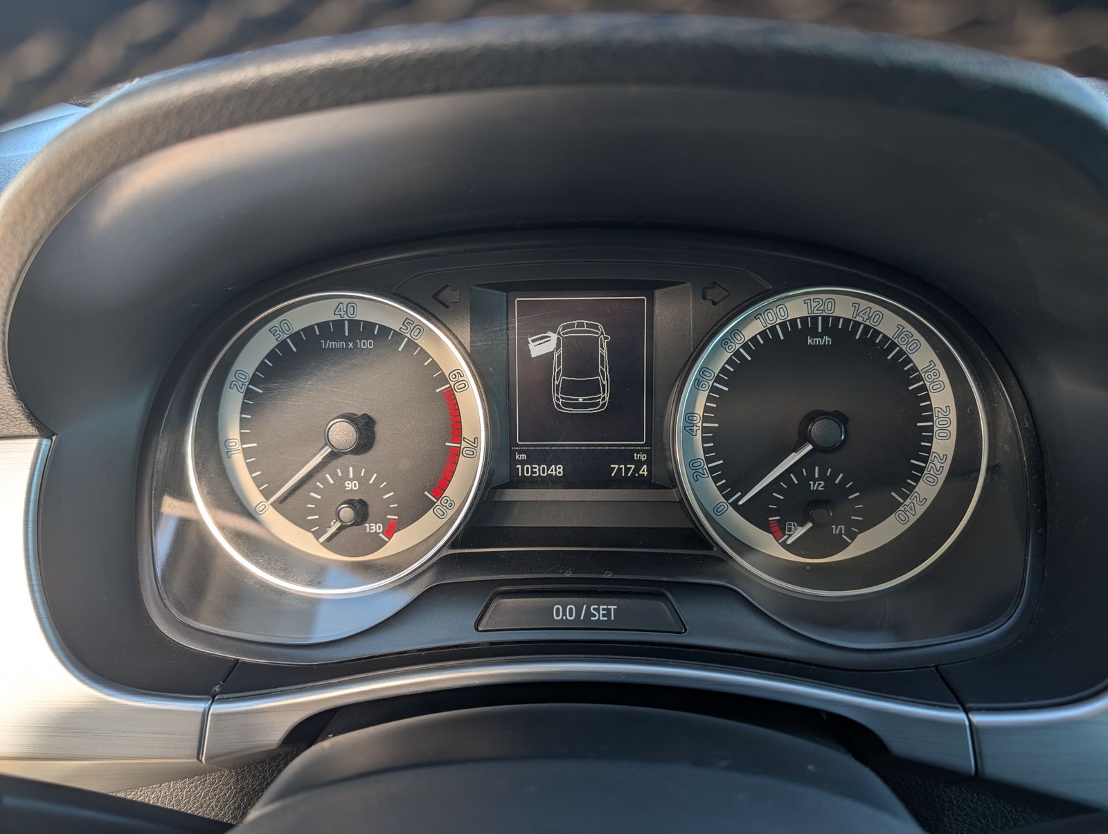 Fahrzeugabbildung SKODA Fabia Fabia Combi 1.2 TSI Edition AHK NAV SHZ PDC