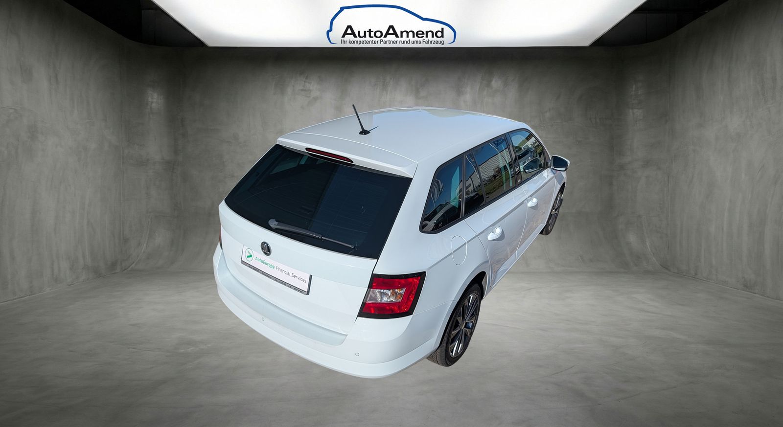 Fahrzeugabbildung SKODA Fabia Fabia Combi 1.2 TSI Edition AHK NAV SHZ PDC