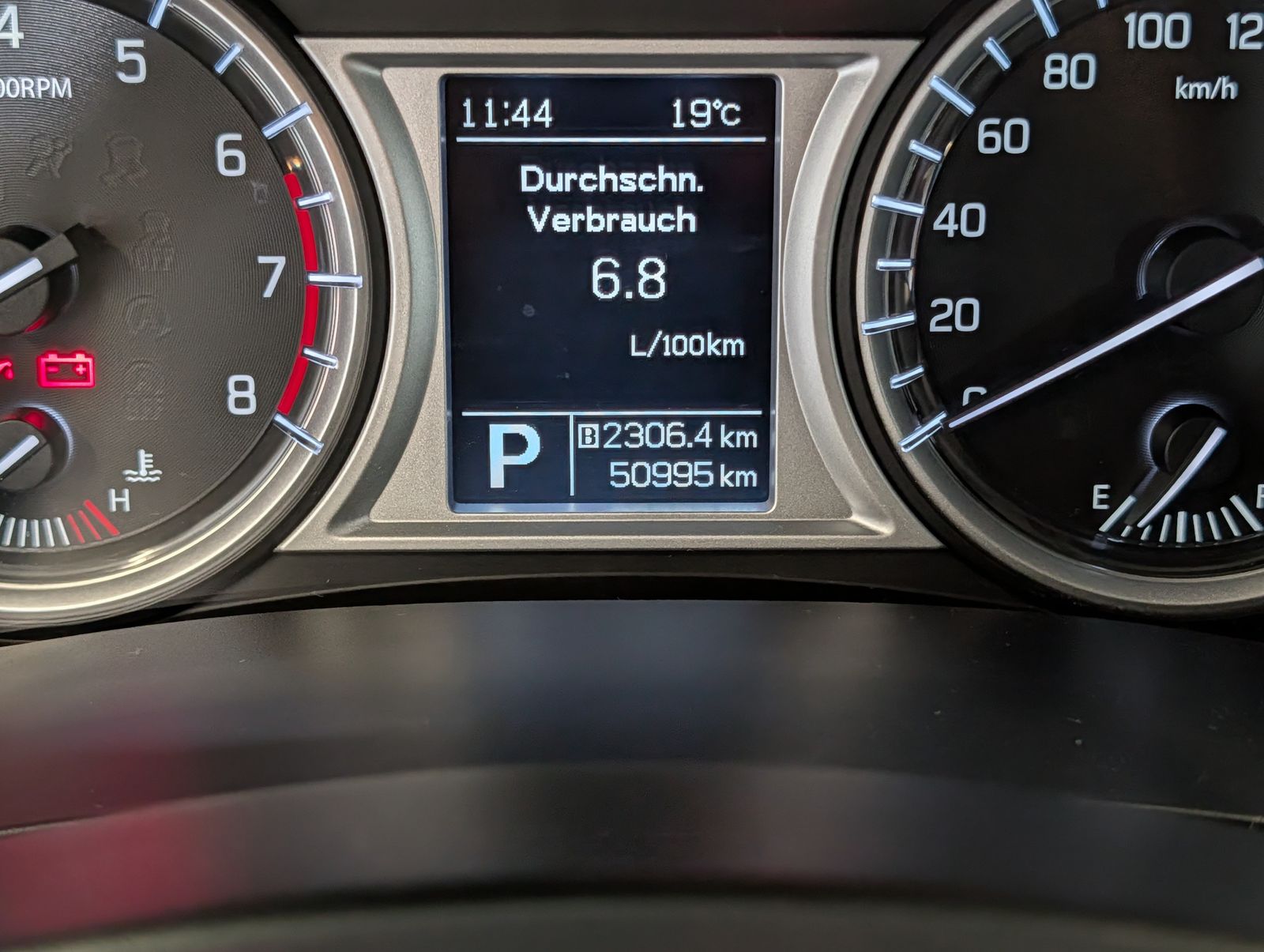 Fahrzeugabbildung Suzuki Vitara 1.6 Comfort 4x2 SHZ Kamera Tempomat Klimaautomatik LMK Carplay Android Auto
