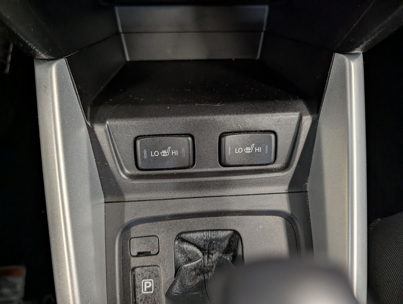 Fahrzeugabbildung Suzuki Vitara 1.6 Comfort 4x2 SHZ Kamera Tempomat Klimaautomatik LMK Carplay Android Auto