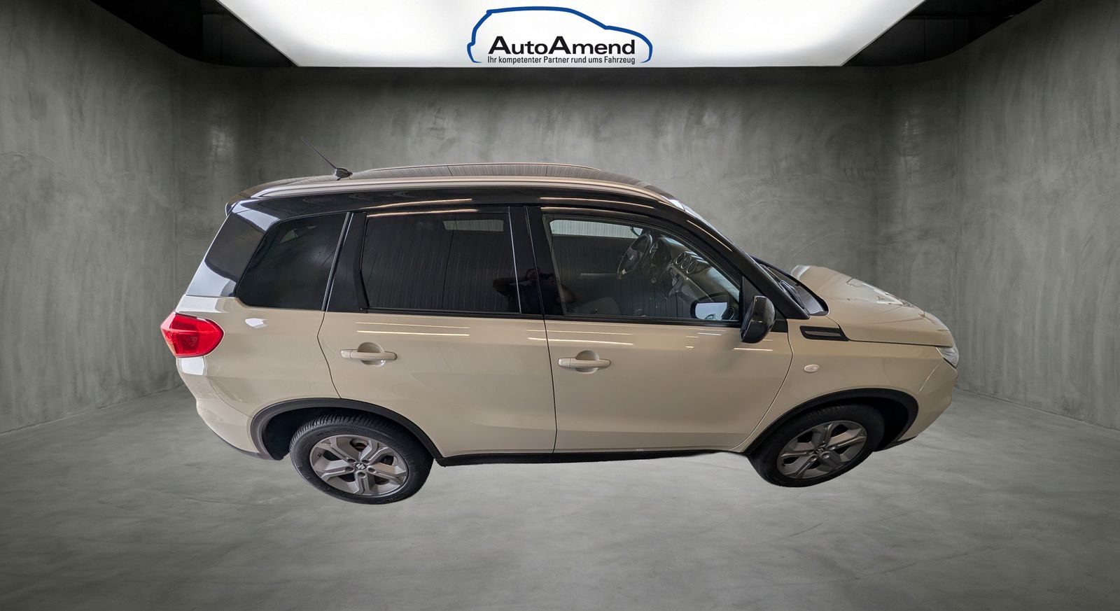 Fahrzeugabbildung Suzuki Vitara 1.6 Comfort 4x2 SHZ Kamera Tempomat Klimaautomatik LMK Carplay Android Auto