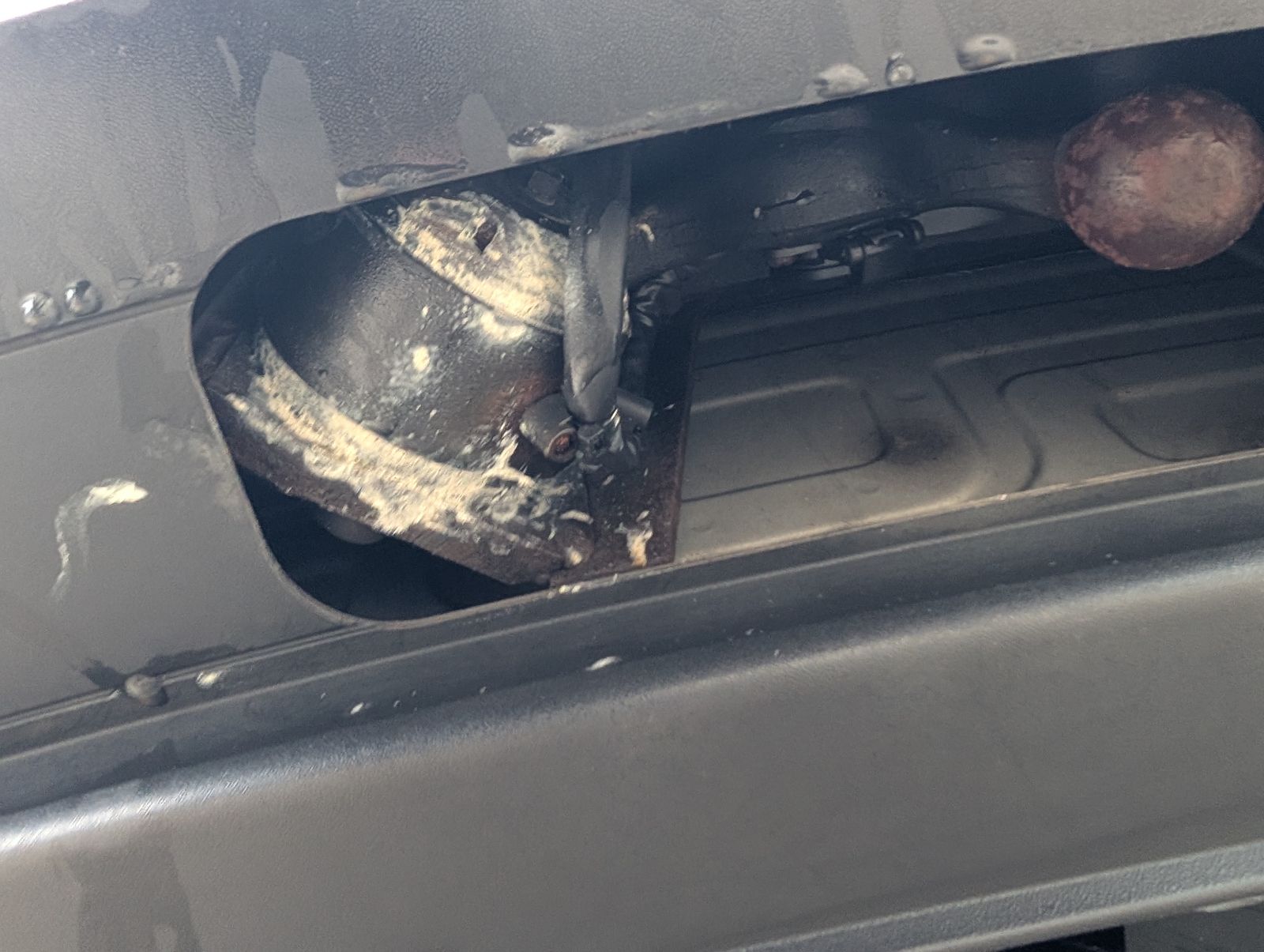 Fahrzeugabbildung Volkswagen Tiguan Tiguan 1.4 TSI BMT Sport & Style AHK PDC NAV PDC