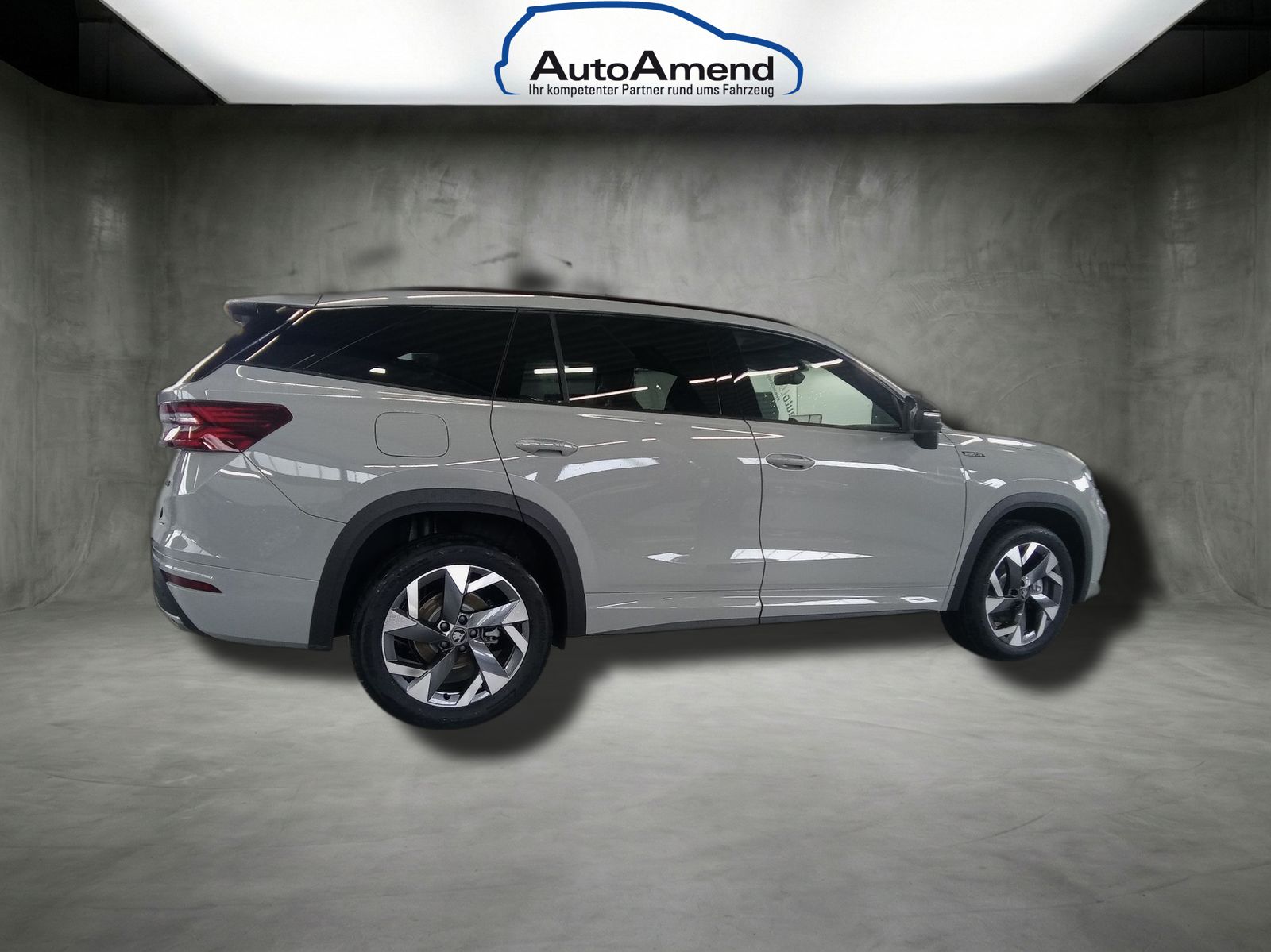 Fahrzeugabbildung SKODA Kodiaq Sportline 1.5 TSI 7-Gang DSG Automatik