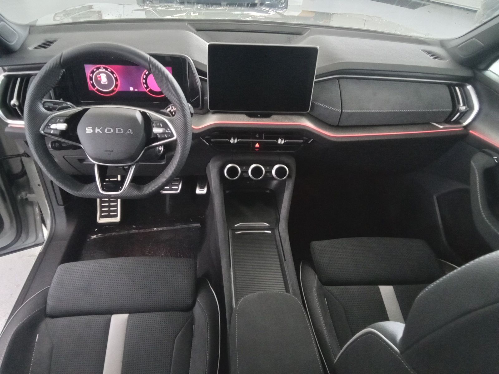 Fahrzeugabbildung SKODA Kodiaq Sportline 1.5 TSI 7-Gang DSG Automatik