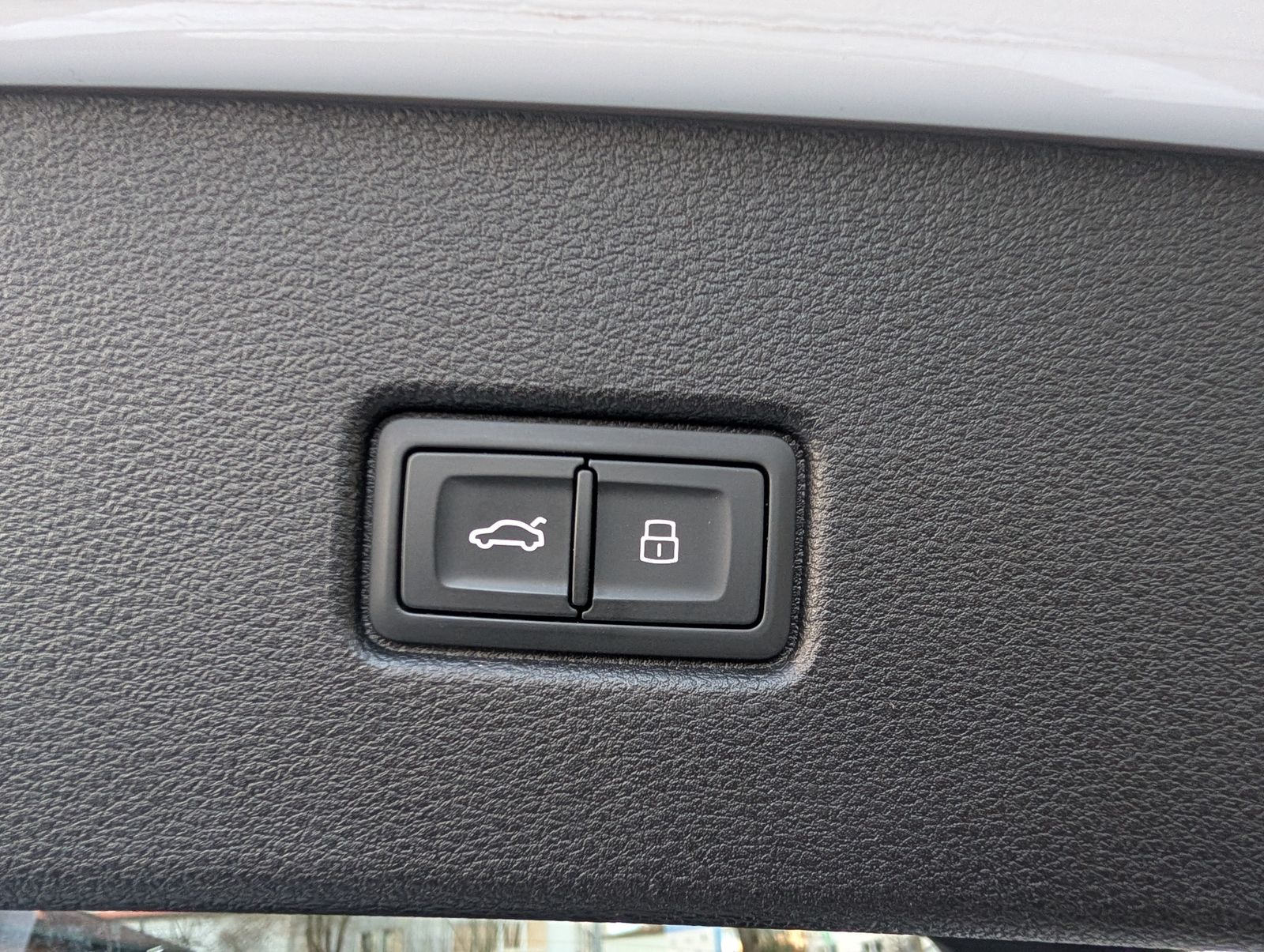 Fahrzeugabbildung Audi Q5 40 TDI quattro S line MATRIX RFK PDC el. Heckk