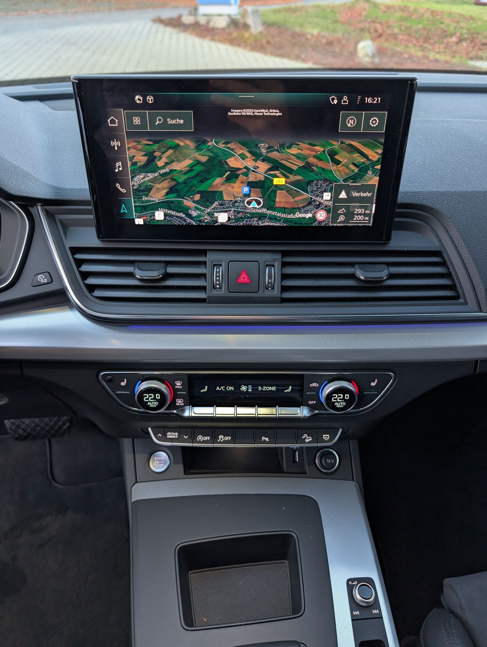 Fahrzeugabbildung Audi Q5 40 TDI quattro S line MATRIX RFK PDC el. Heckk