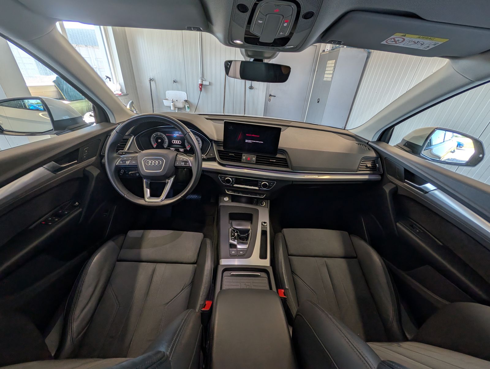 Fahrzeugabbildung Audi Q5 40 TDI quattro S line MATRIX RFK PDC el. Heckk