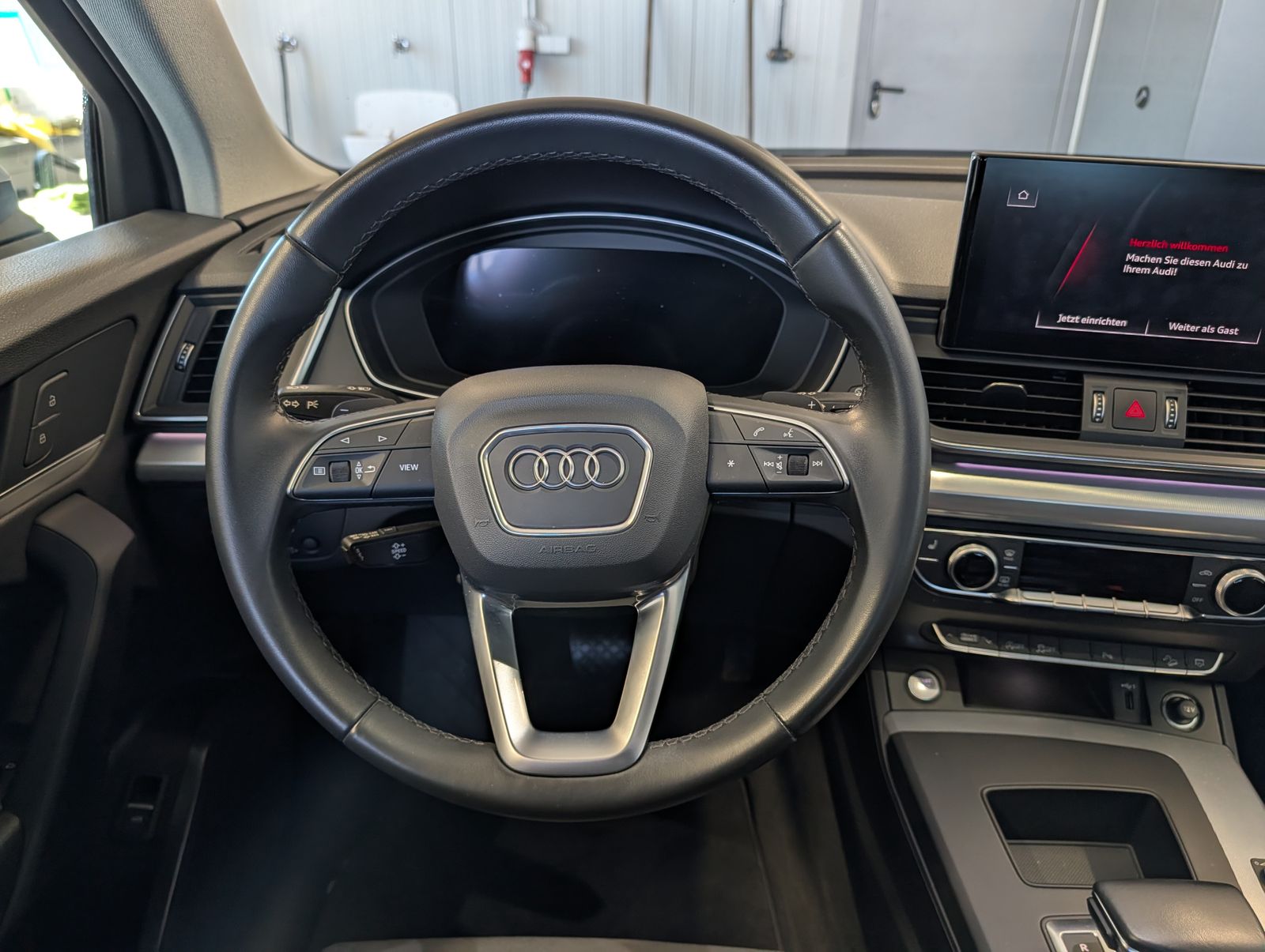 Fahrzeugabbildung Audi Q5 40 TDI quattro S line MATRIX RFK PDC el. Heckk