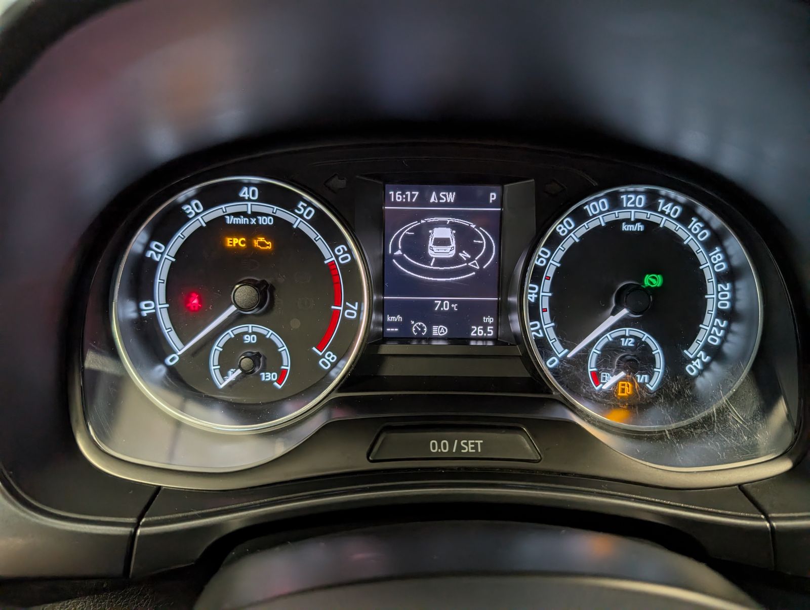 Fahrzeugabbildung SKODA Fabia Fabia Combi 1.0 TSI DSG Best of NAV AHK ACC VARI