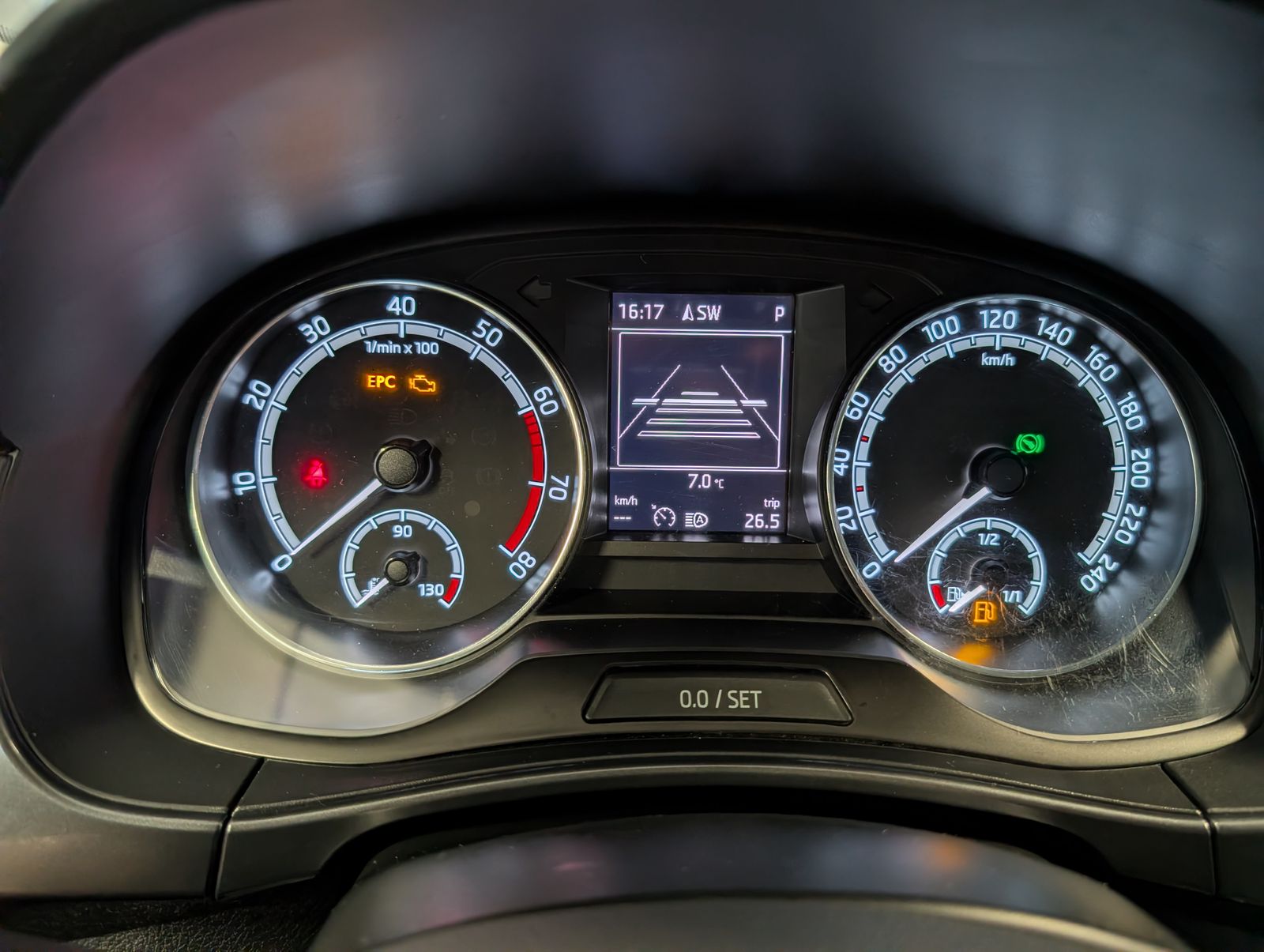 Fahrzeugabbildung SKODA Fabia Fabia Combi 1.0 TSI DSG Best of NAV AHK ACC VARI