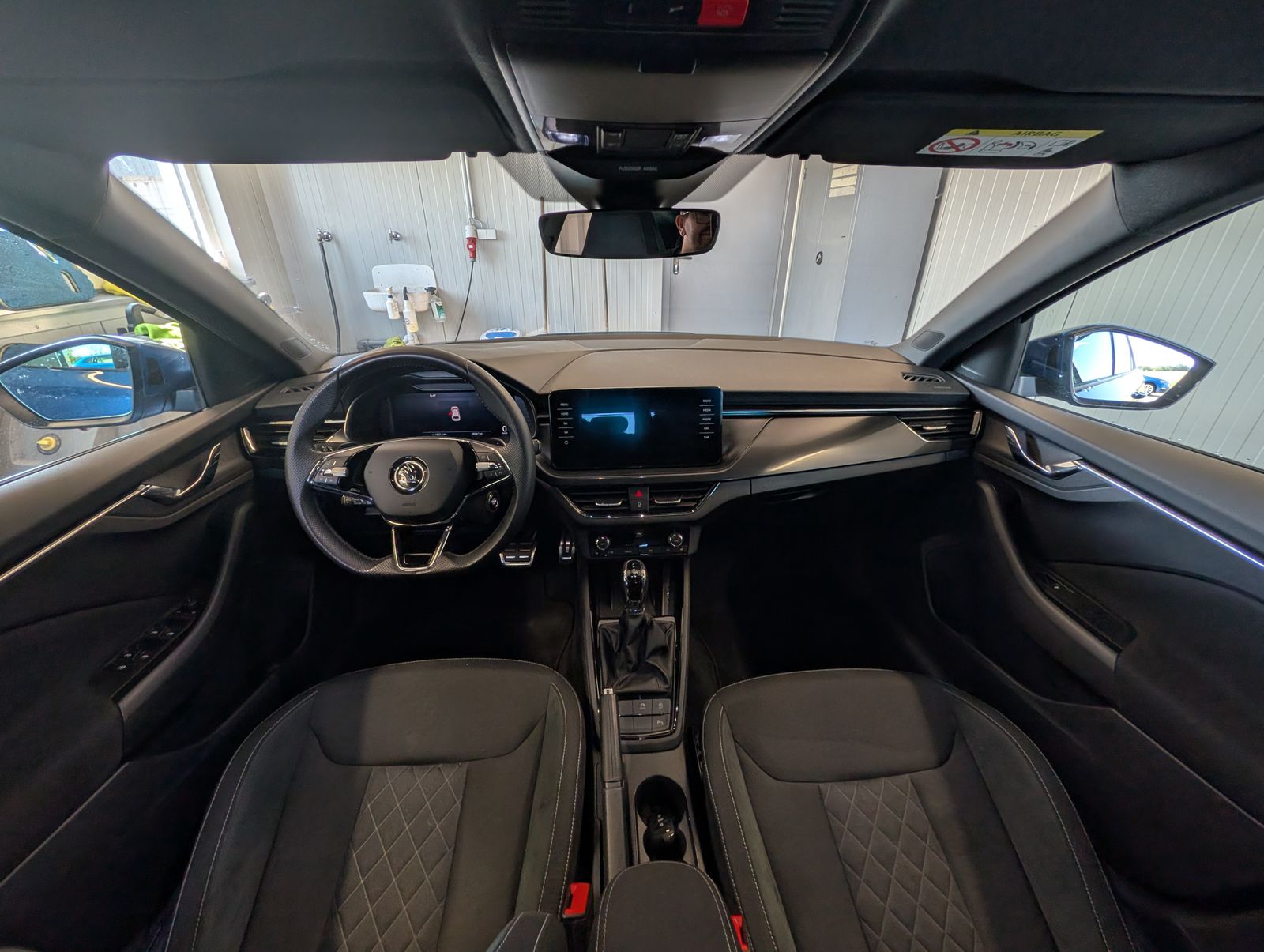 Fahrzeugabbildung SKODA Scala 1.5 TSI Style DSG AHK ACC NAVI 18