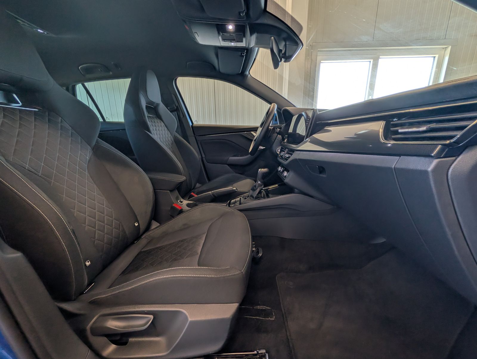 Fahrzeugabbildung SKODA Scala 1.5 TSI Style DSG AHK ACC NAVI 18