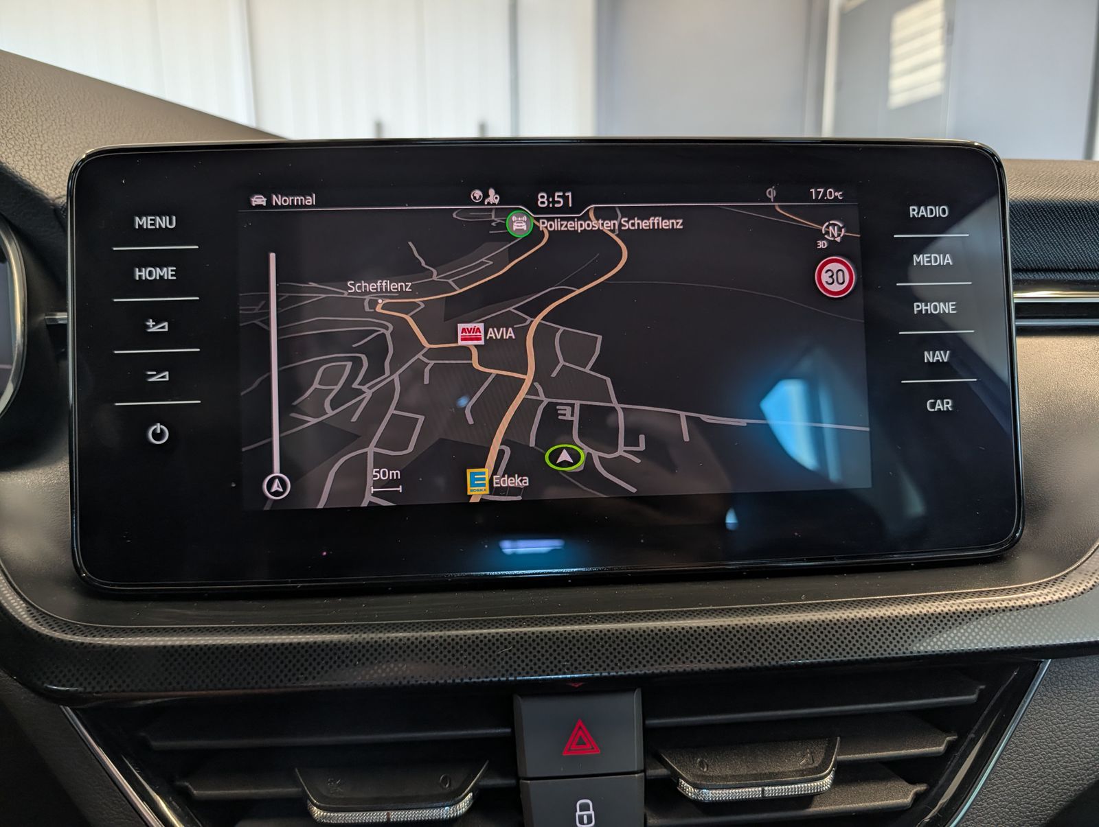 Fahrzeugabbildung SKODA Scala 1.5 TSI Style DSG AHK ACC NAVI 18