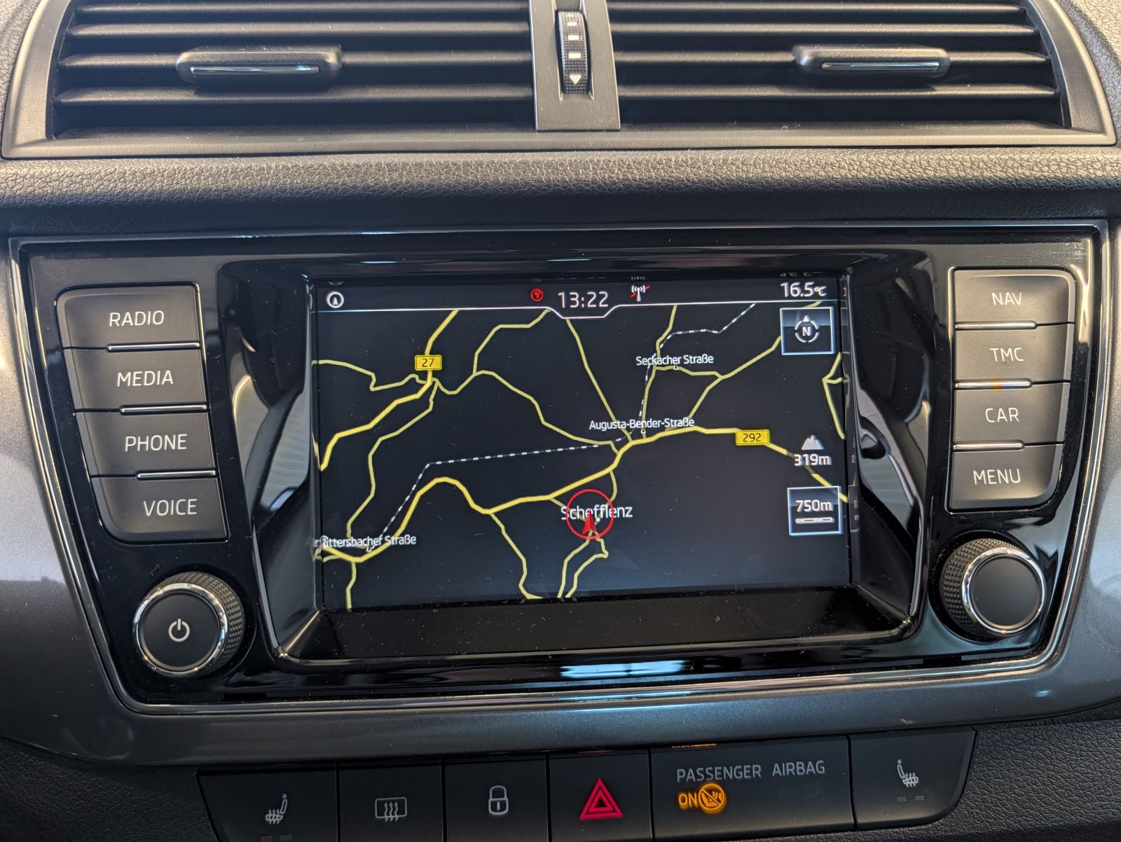 Fahrzeugabbildung SKODA Fabia Fabia Combi 1.0 TSI Best of AHK NAV PDC LED FLA