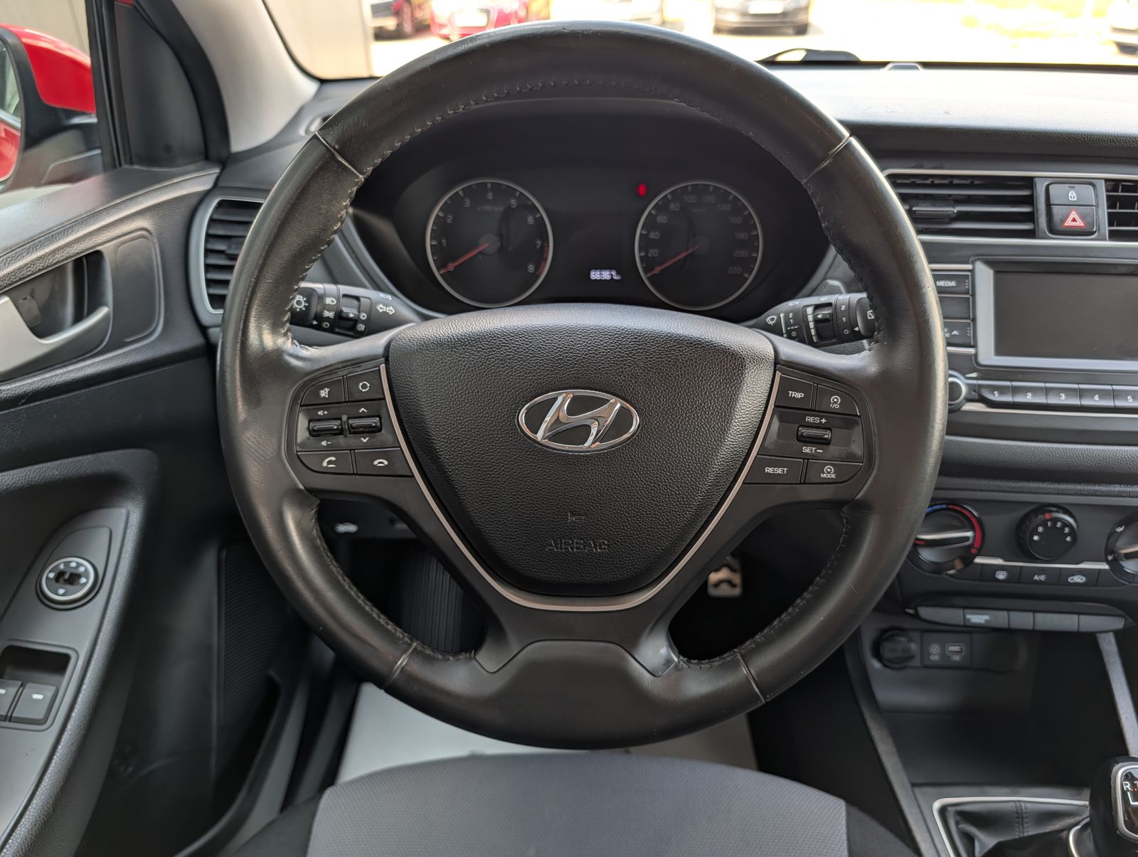 Fahrzeugabbildung Hyundai i20 Active 1.4 Select Spurhalte Freisprech Klima Multifunktion